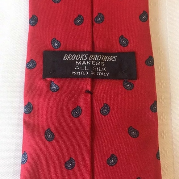 Brooks Brothers Makers Red Paisley Tie 100% silk - Picture 3 of 7